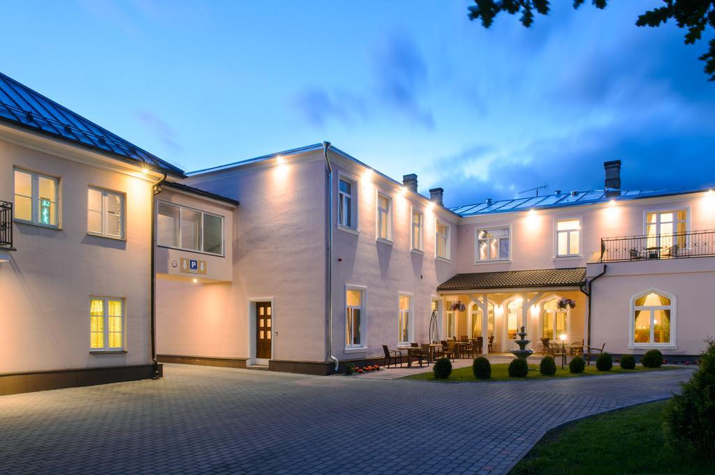Georgi Hotell Võru Exterior foto